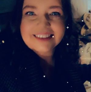 Meet your Posher, Dee